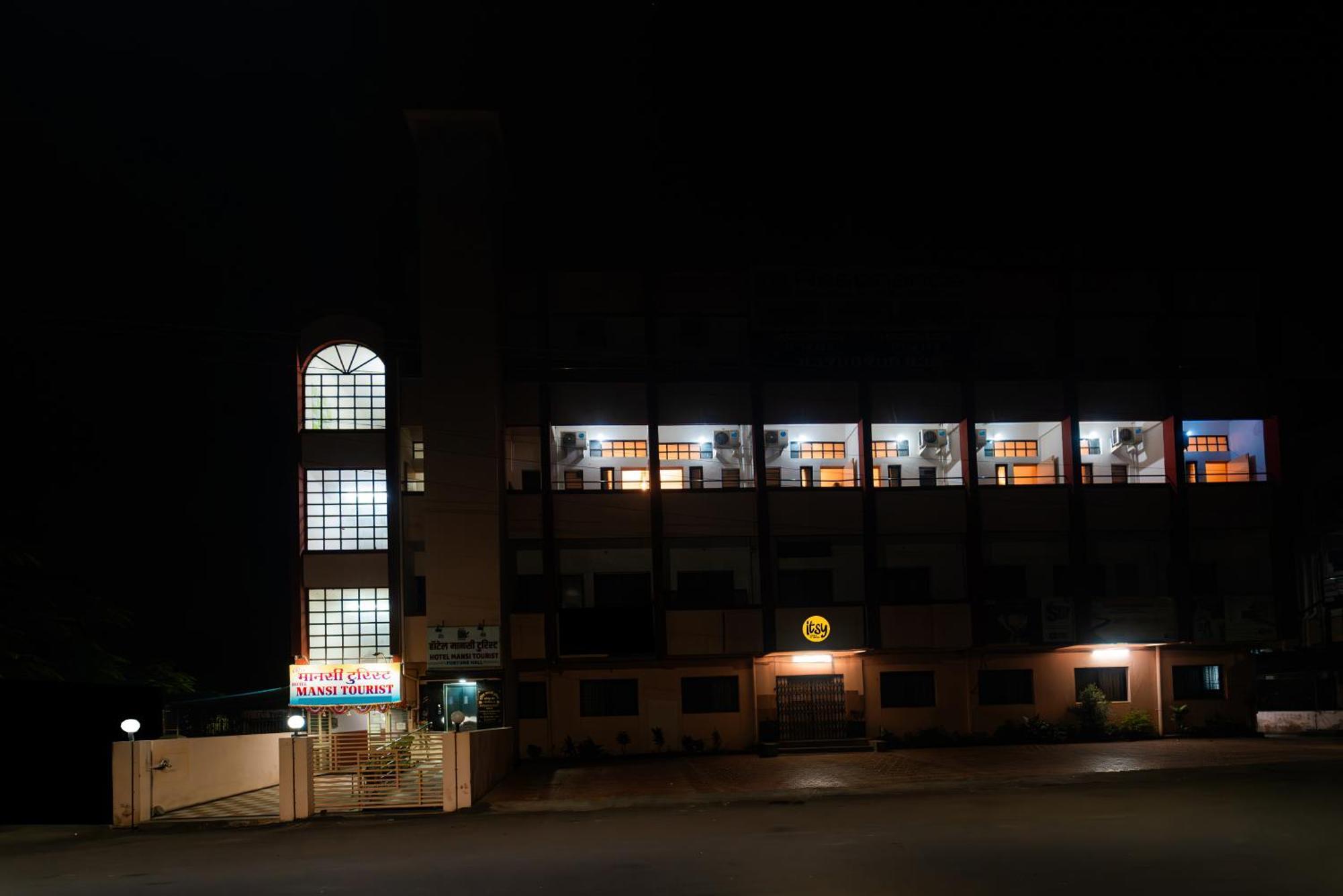 Itsy Hotels Mansi 纳西克 外观 照片